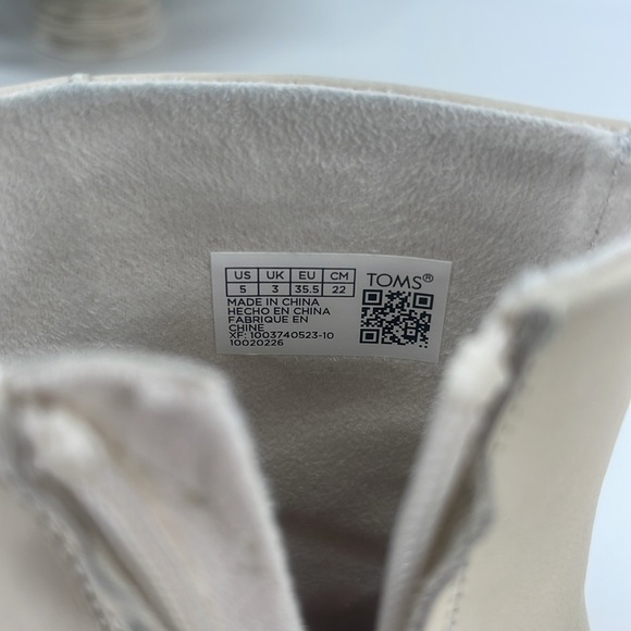 TOMS Evelyn Heeled Ankle Boots - Picture 8 of 9